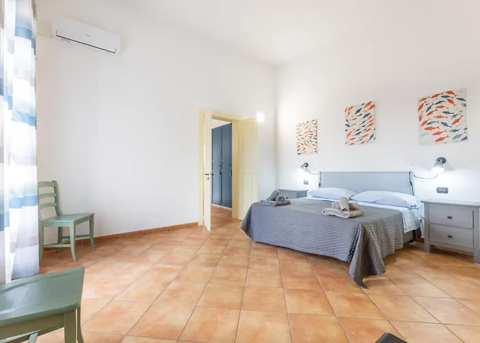 Degli Archi Villa *